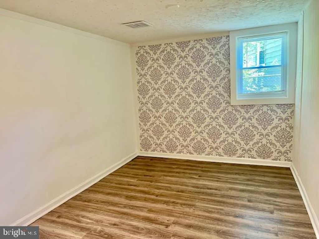 Image 44 of property listing at 5502 BELVA PL, Lanham, MD 20706