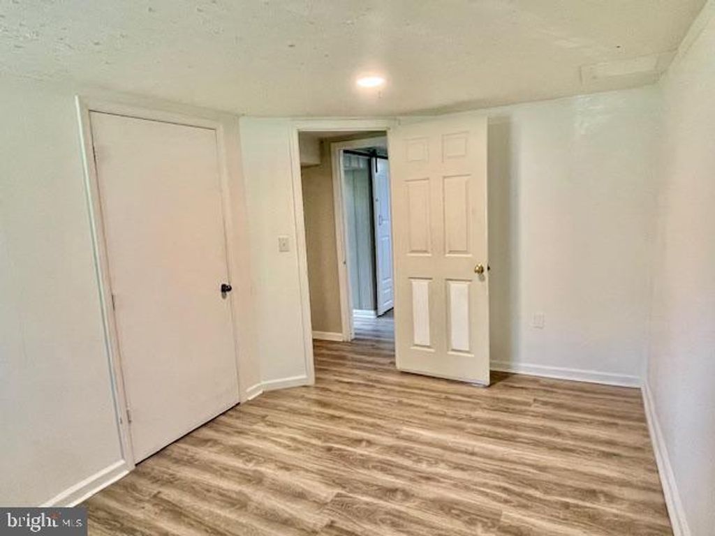 Image 45 of property listing at 5502 BELVA PL, Lanham, MD 20706