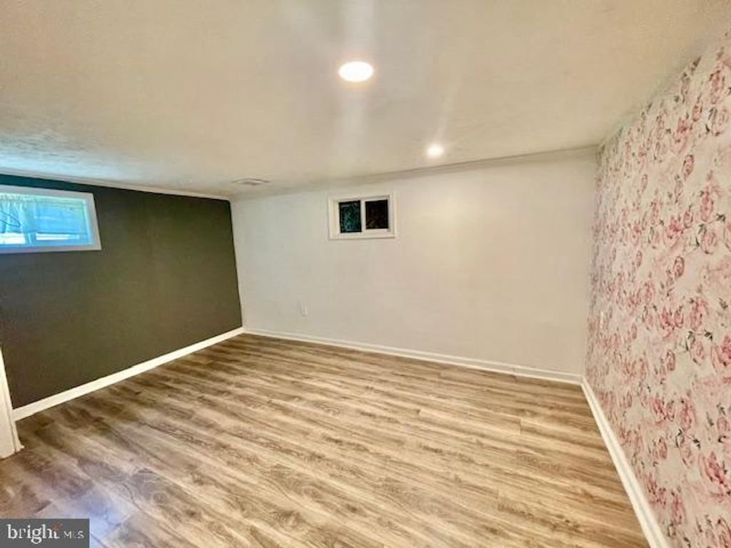 Image 47 of property listing at 5502 BELVA PL, Lanham, MD 20706