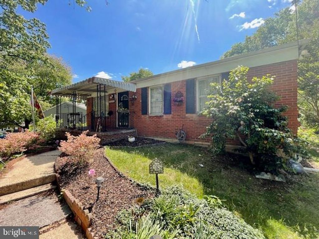 Image 52 of property listing at 5502 BELVA PL, Lanham, MD 20706