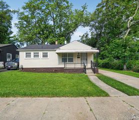 1044 Magnolia Drive, Inkster, MI 48141