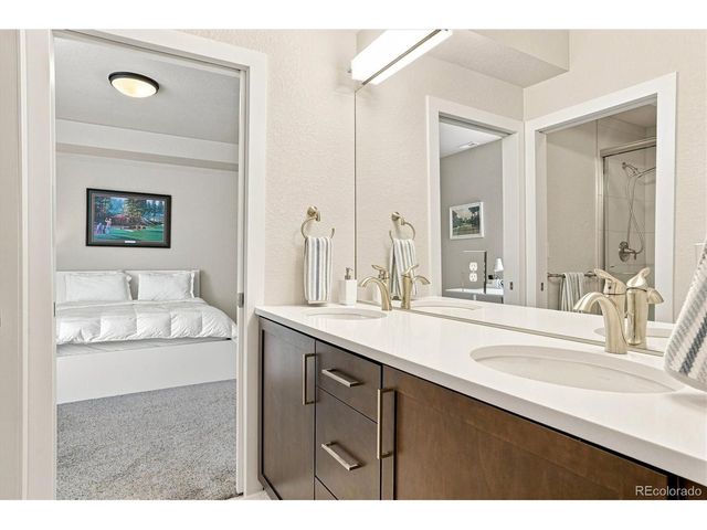 2980 S Cherry Way, Denver, CO 80222