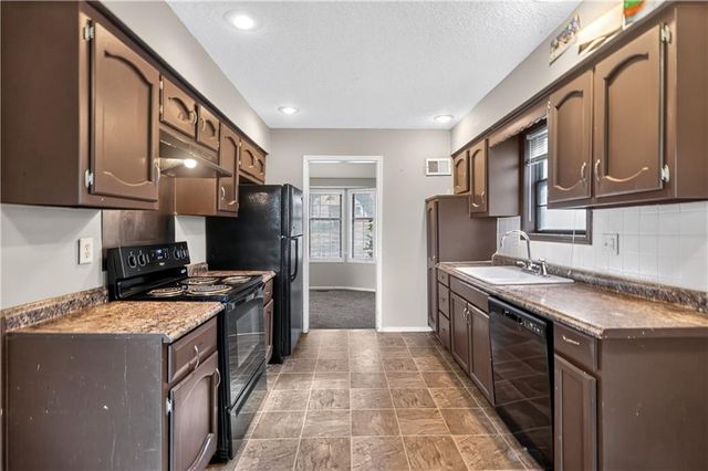 13408 W 60TH Street, Shawnee, KS 66216