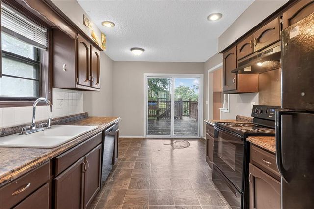 13408 W 60TH Street, Shawnee, KS 66216