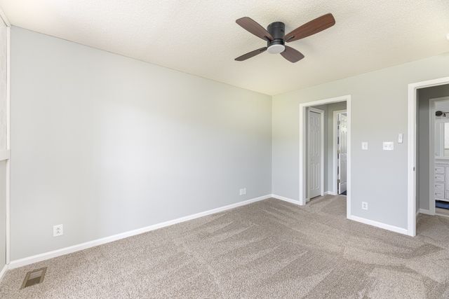 1424 Buchanon Dr, Clarksville, TN 37042