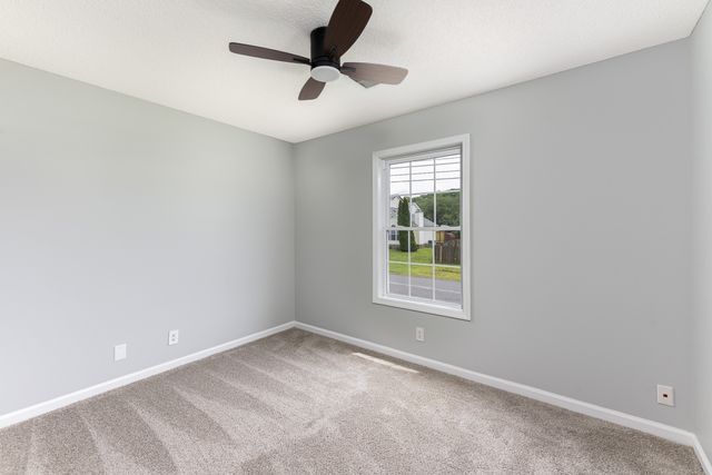 1424 Buchanon Dr, Clarksville, TN 37042