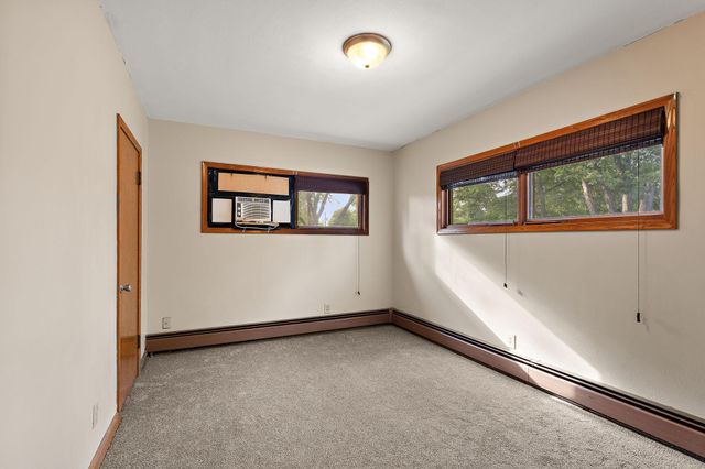 1603 Frost Avenue, Maplewood, MN 55109
