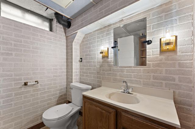 1603 Frost Avenue, Maplewood, MN 55109