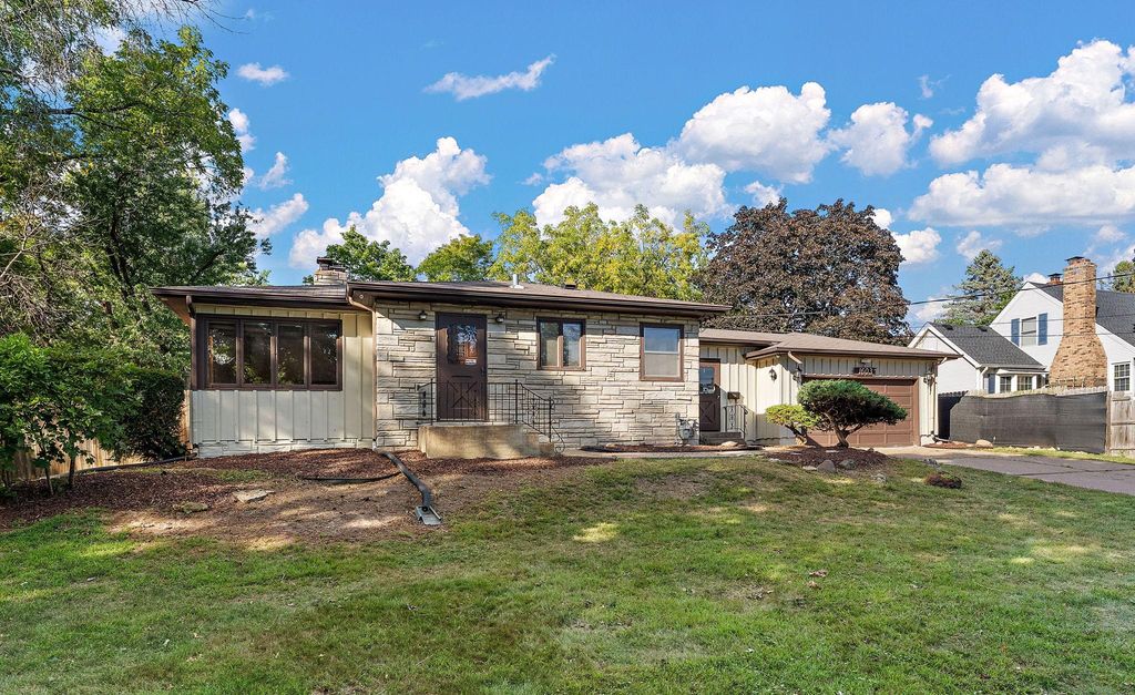 1603 Frost Avenue, Maplewood, MN 55109 — photo 4