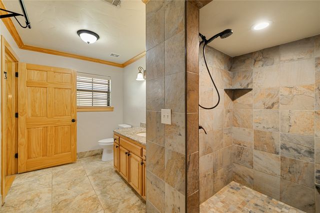 2445 Stadium Place, Arlington, TX 76006