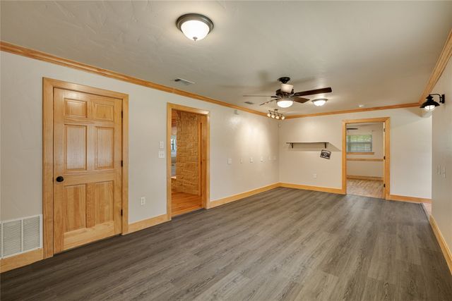 2445 Stadium Place, Arlington, TX 76006