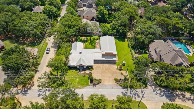 2445 Stadium Place, Arlington, TX 76006