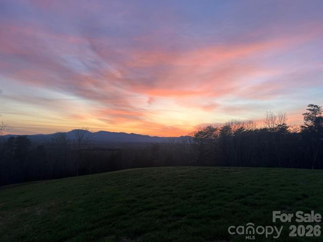 25 Preservation Trail, Columbus, NC 28722