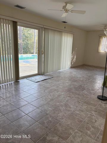 957 Sandavis Road, Southern Pines, NC 28387