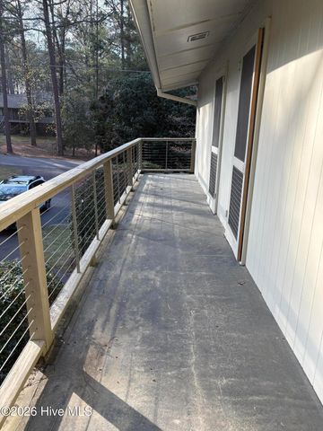 957 Sandavis Road, Southern Pines, NC 28387