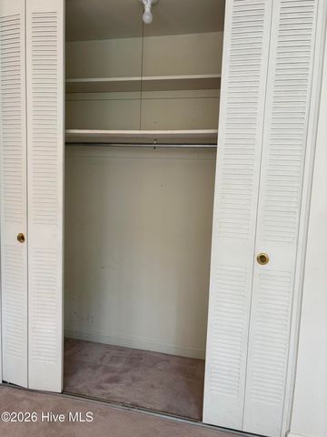 957 Sandavis Road, Southern Pines, NC 28387