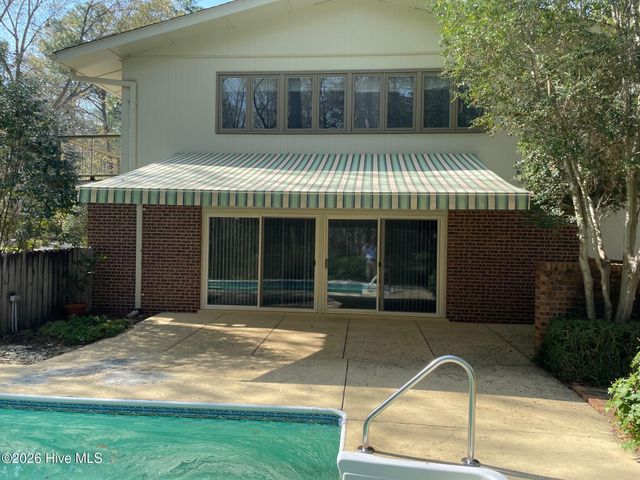 957 Sandavis Road, Southern Pines, NC 28387