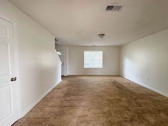 1819 BLACK BEAR CIR W, Memphis, TN 38016