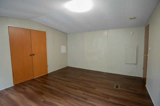 150 Wilcox Dr, Livingston, TX 77351