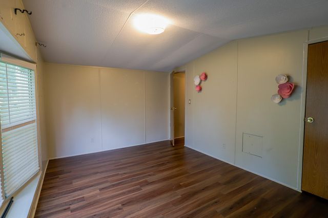 150 Wilcox Dr, Livingston, TX 77351