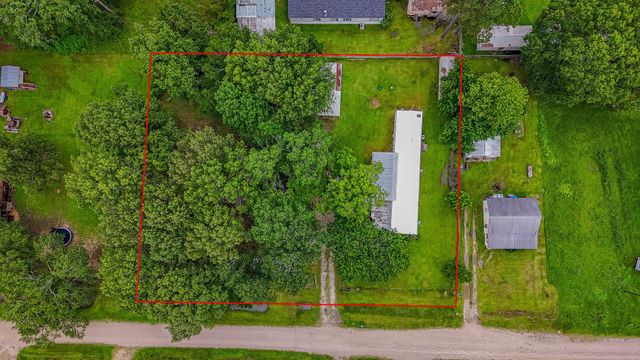 150 Wilcox Dr, Livingston, TX 77351