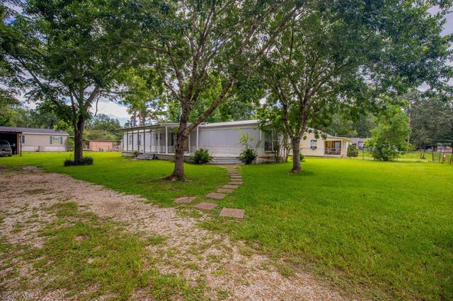 150 Wilcox Dr, Livingston, TX 77351