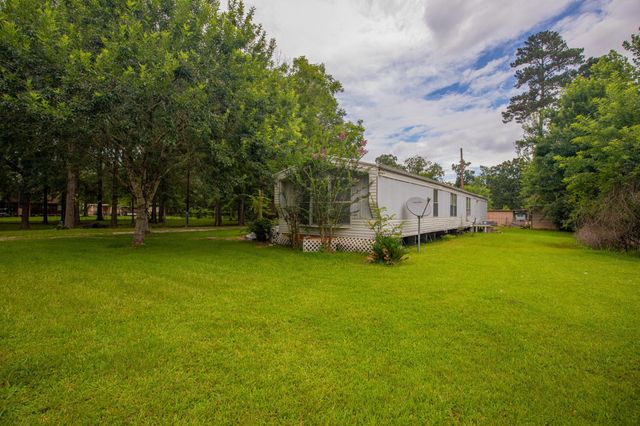 150 Wilcox Dr, Livingston, TX 77351