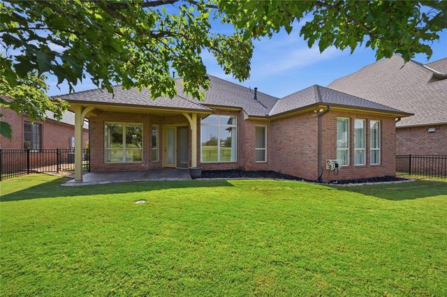 3305 NW 170 Court, Edmond, OK 73012