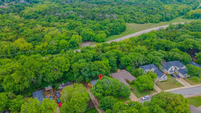 334 Meadowcreek Drive, Duncanville, TX 75137