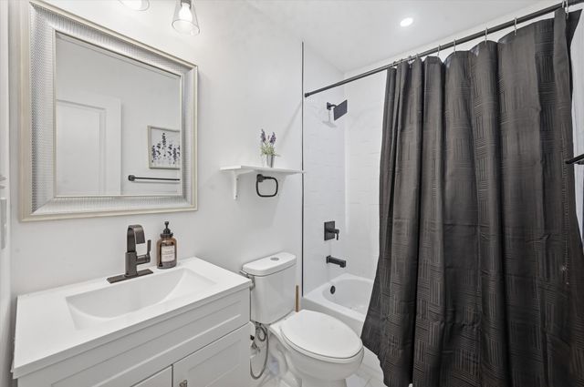 303 Brodie Street, Dallas, TX 75224