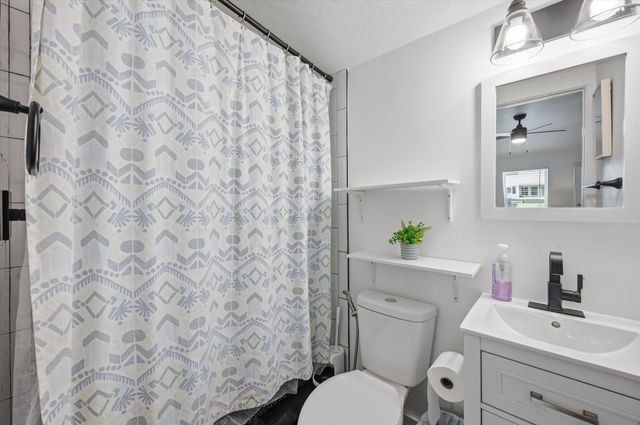 303 Brodie Street, Dallas, TX 75224