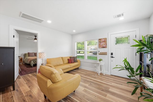 303 Brodie Street, Dallas, TX 75224