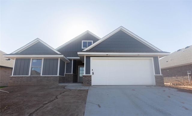 8712 Poppey Place, Yukon, OK 73099