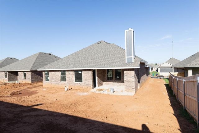 8712 Poppey Place, Yukon, OK 73099