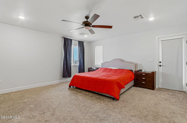 268 Emerald Sun Drive, El Paso, TX 79928