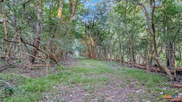 2698 County Road 284, Edna, TX 77957