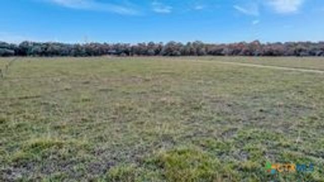 2698 County Road 284, Edna, TX 77957