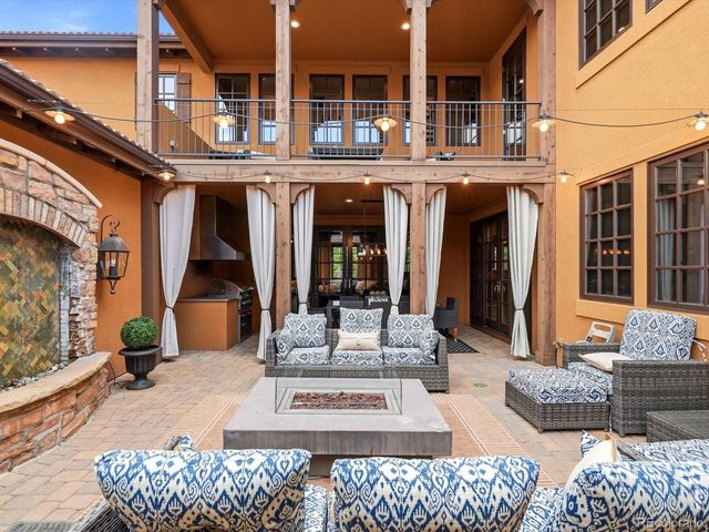 9465 Vista Hill Ln, Lone Tree, CO 80124