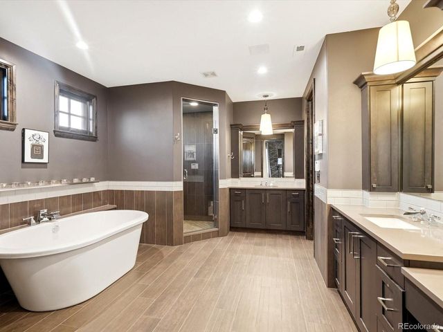 9465 Vista Hill Ln, Lone Tree, CO 80124