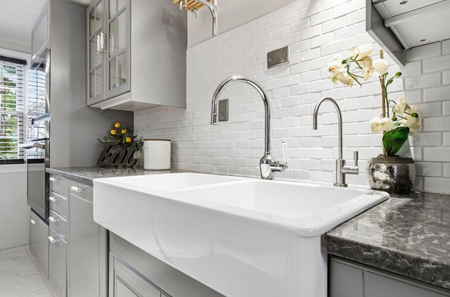 569 Walhalla Road, Columbus, OH 43202