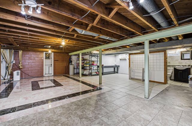 569 Walhalla Road, Columbus, OH 43202