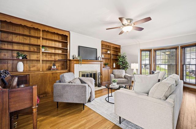 569 Walhalla Road, Columbus, OH 43202