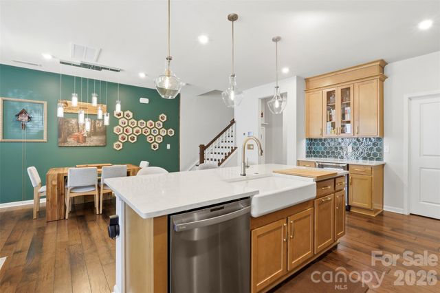 903 Kinsey Alley, Charlotte, NC 28217