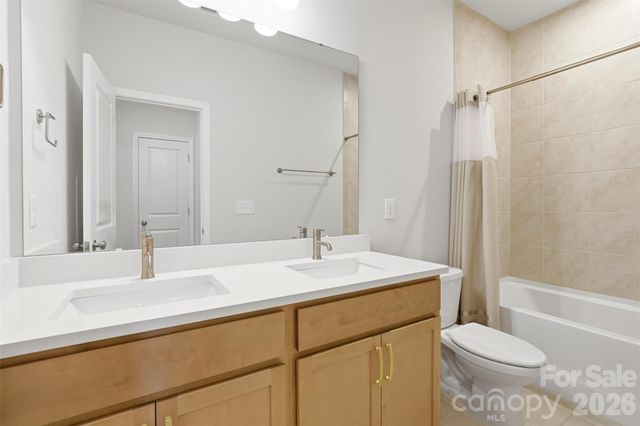 903 Kinsey Alley, Charlotte, NC 28217