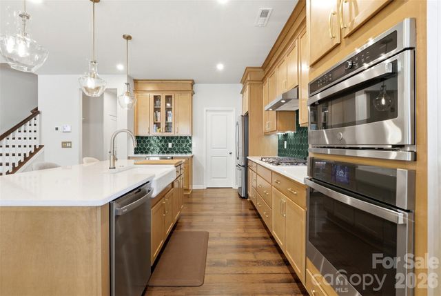 903 Kinsey Alley, Charlotte, NC 28217