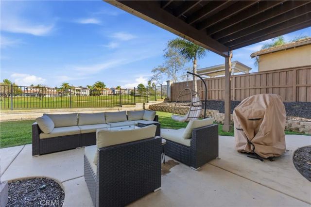 45894 Paseo Gallante, Temecula, CA 92592