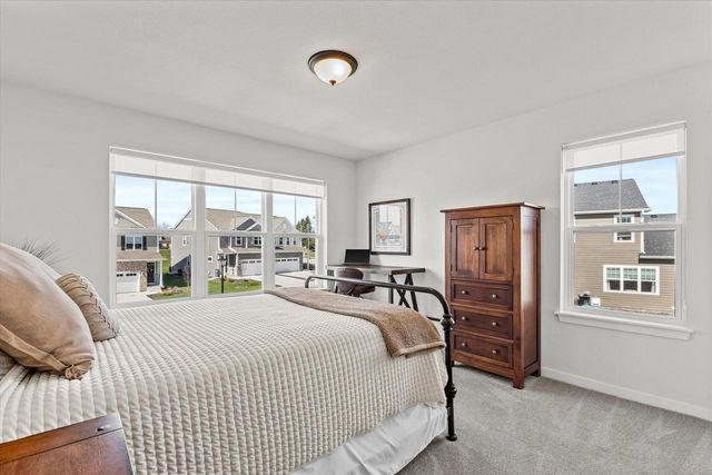W72N1170 Augusta LANE, Cedarburg, WI 53012