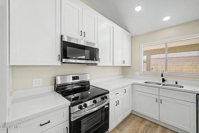 18637 N 46th Drive, Glendale, AZ 85308