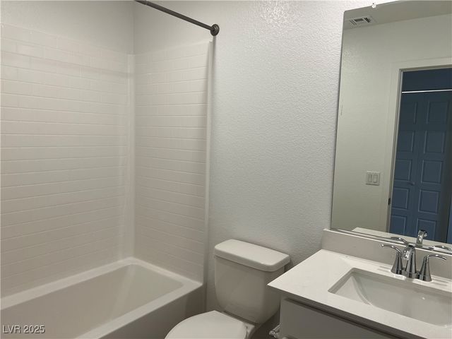 10772 Benhill Grove Court, Las Vegas, NV 89166