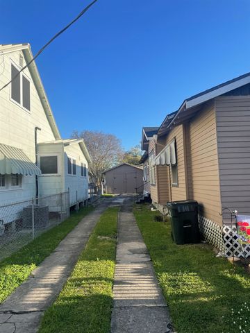 717 Wood St, Houma, LA 70360